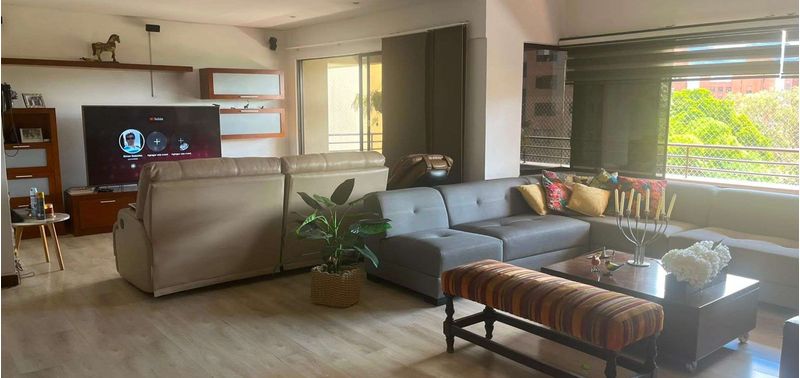 Apartamento en Venta en Medellín, El Poblado-3