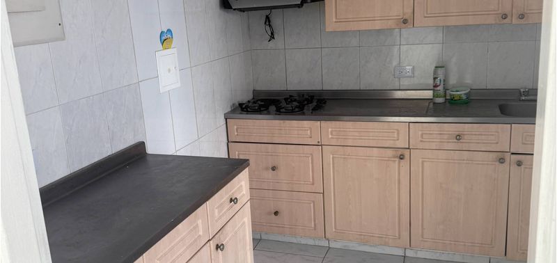 Apartamento en Venta en Medellín, Laureles-0