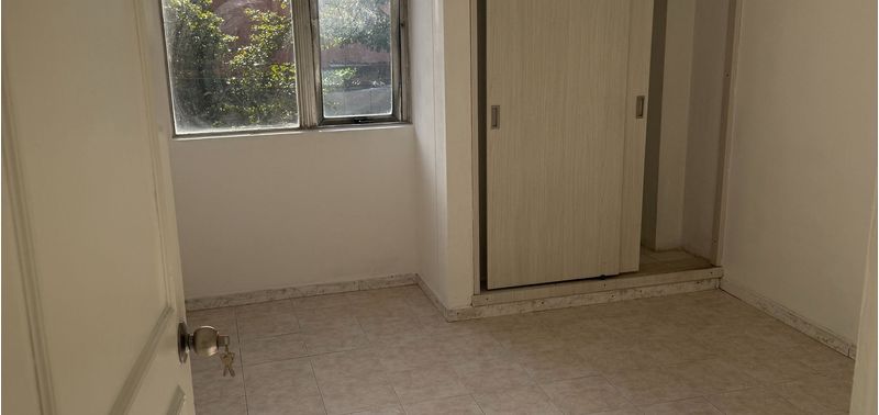 Apartamento en Venta en Medellín, Laureles-1