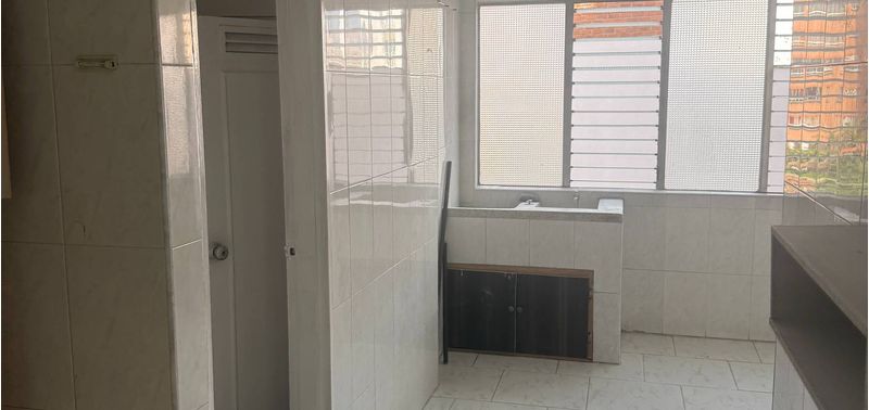 Apartamento en Venta en Medellín, Laureles-6