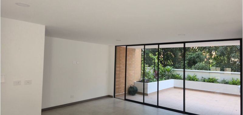 Apartamento en Venta en Envigado, Camino Verde-0