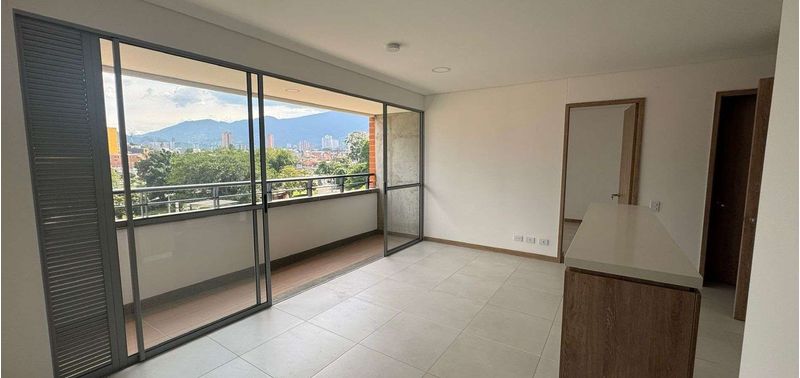 Apartamento en Venta en Itagüí, Itaguí-0