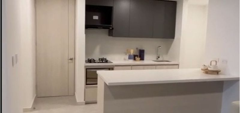 Apartamento en Venta en Medellín, Estadio-0