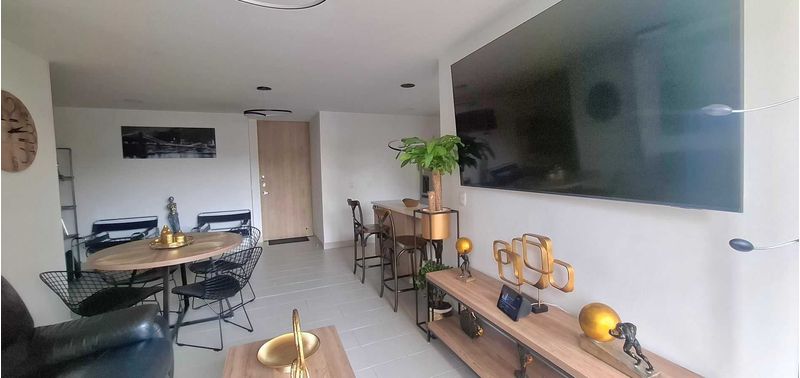 Apartamento en Venta en Medellín, Los Colores-3