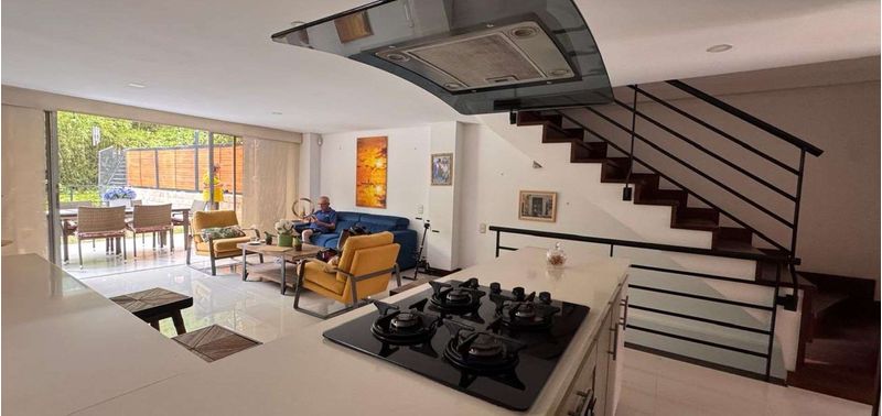 Casa en Venta en Envigado, San Lucas-7