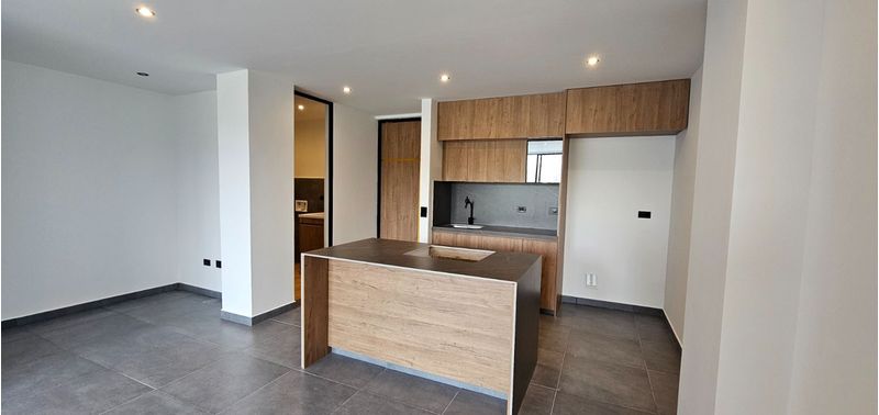 Apartamento en Venta en La Ceja, La Ceja-0