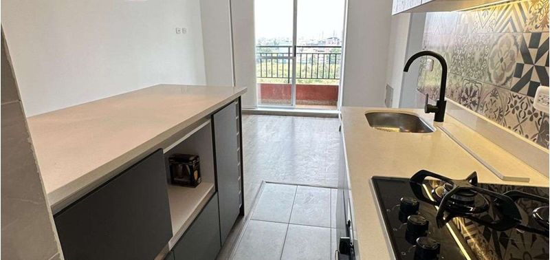 Apartamento en Venta en Bogotá, D.C., Castilla-0