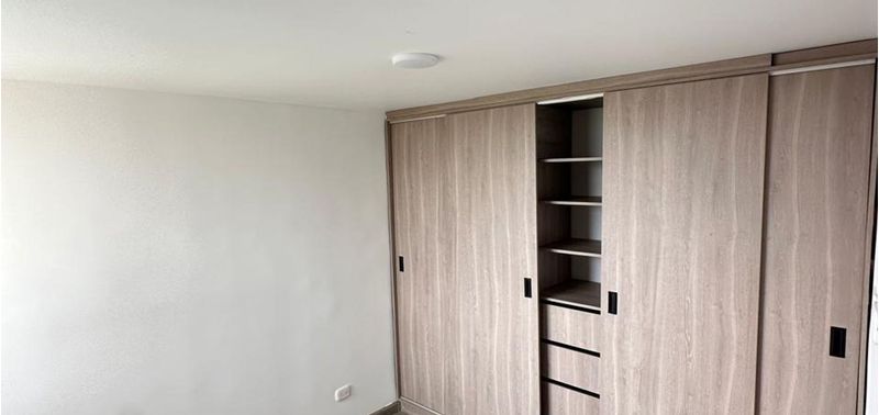 Apartamento en Venta en Bogotá, D.C., Castilla-1