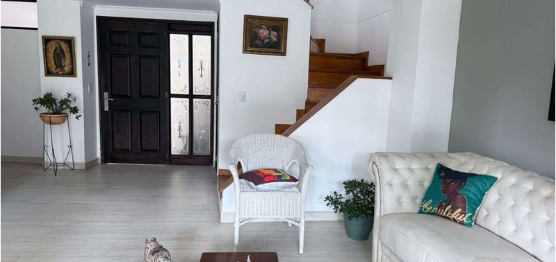 Casa en Venta en Envigado, Loma del Chocho-3