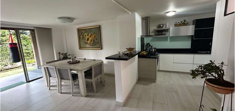 Casa en Venta en Envigado, Loma del Chocho-4