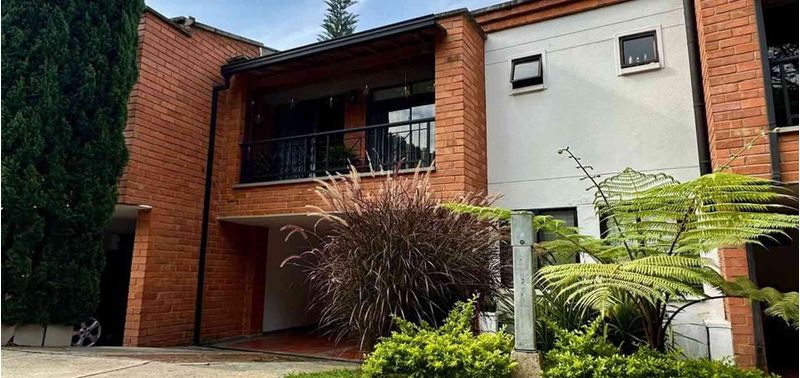 Casa en Venta en Envigado, Loma del Chocho-21