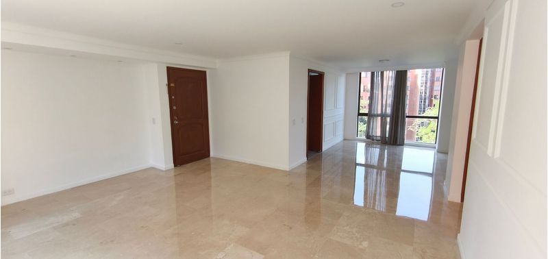 Apartamento en Venta en Medellín, El Poblado-2