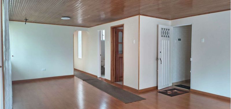 Casa en Venta en Bogotá, D.C., Santa Ana Sur-0