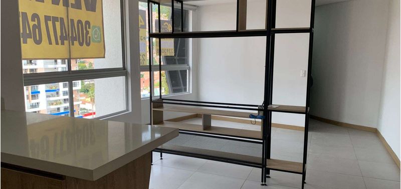 Apartamento en Venta en Medellín, Colinas de La Candelaria-3