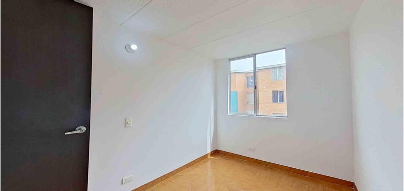 Apartamento en Venta en Madrid, zaragoza-8
