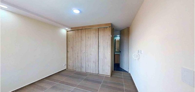 Apartamento en Venta en Madrid, hacienda los sauces-4