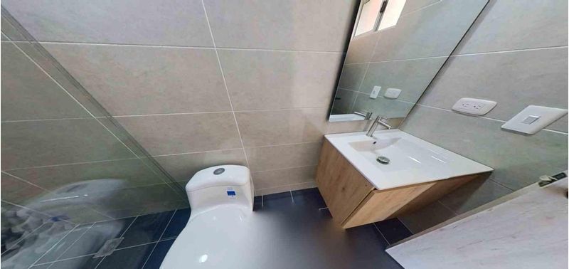 Apartamento en Venta en Madrid, hacienda los sauces-12