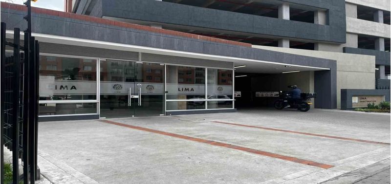 Apartamento en Venta en Madrid, hacienda los sauces-31