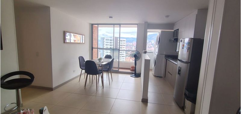Apartamento en Venta en Envigado, La Cuenca-1