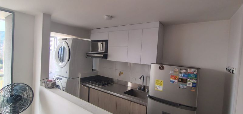 Apartamento en Venta en Envigado, La Cuenca-2