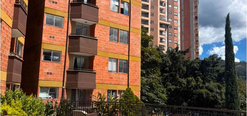 Apartamento en Venta en Envigado, Alcalá-11