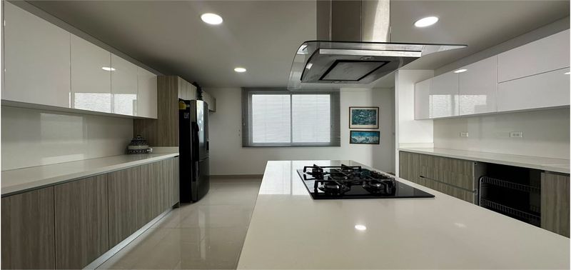 Apartamento en Venta en Santa Marta, Rodadero Sur-23