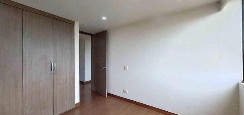 Apartamento en Venta en Madrid, reserva de madrid-5