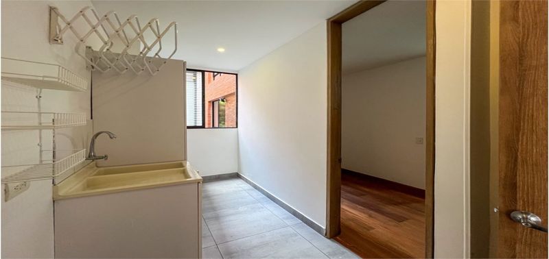 Apartamento en Venta en Bogotá, D.C., Los Rosales Emaús-6