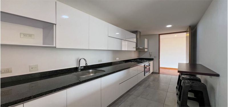 Apartamento en Venta en Bogotá, D.C., Los Rosales Emaús-7