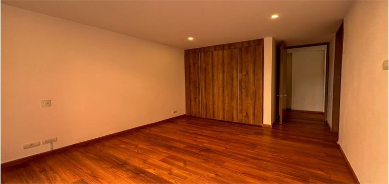 Apartamento en Venta en Bogotá, D.C., Los Rosales Emaús-12