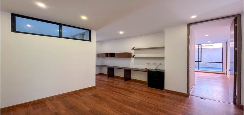Apartamento en Venta en Bogotá, D.C., Los Rosales Emaús-13