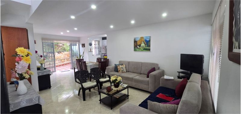 Casa en Venta en La Mesa, La Mesa VIA SAN JAVIER-2