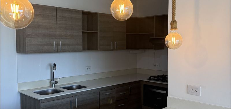 Apartamento en Venta en Envigado, Loma Del Escobero-0
