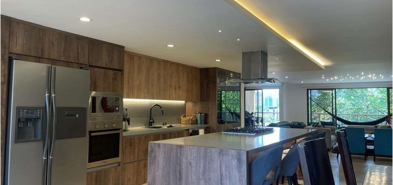 Apartamento en Venta en Medellín, Altos del Poblado