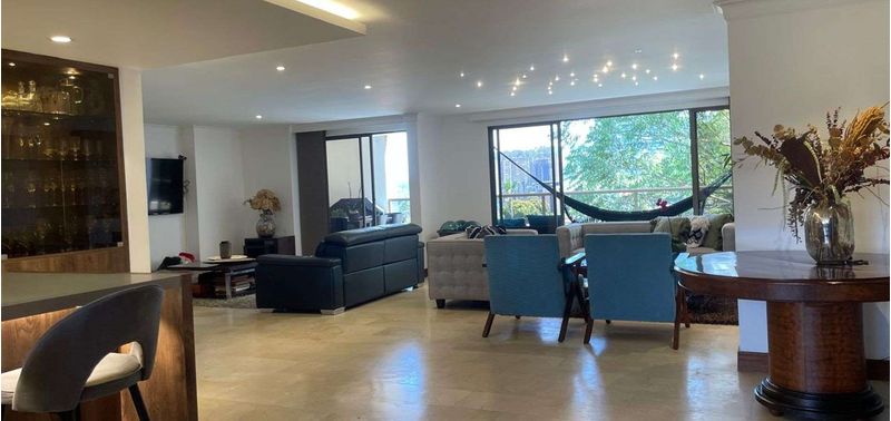 Apartamento en Venta en Medellín, Altos del Poblado-1