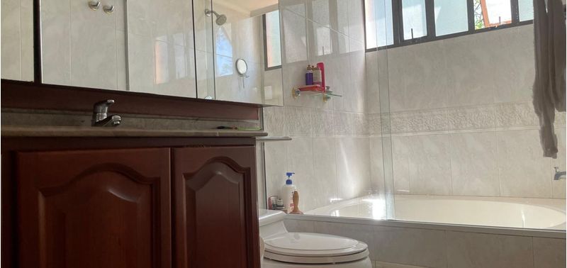 Apartamento en Venta en Medellín, Altos del Poblado-14
