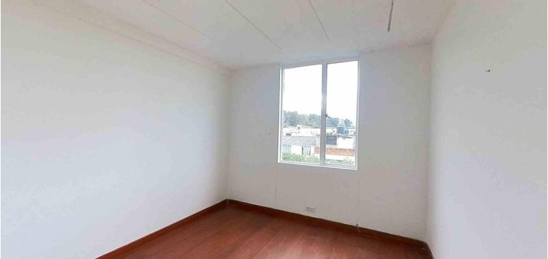 Apartamento en Venta en Bogotá, D.C., los naranjos-5