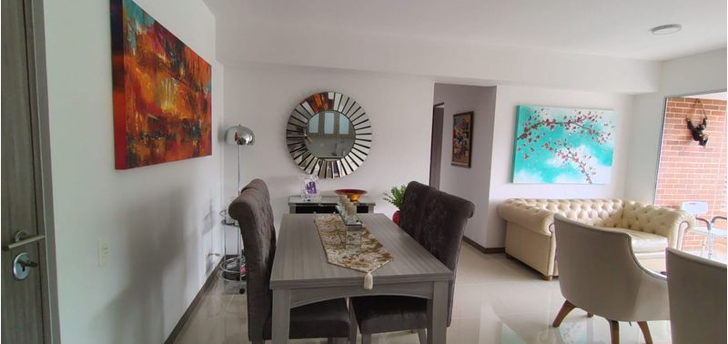 Apartamento en Venta en Sabaneta, Las Lomitas-0