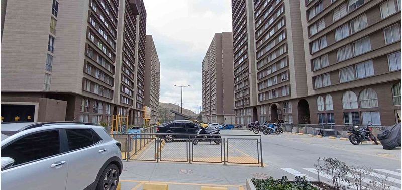 Apartamento en Venta en Bogotá, D.C., La Aurora-23