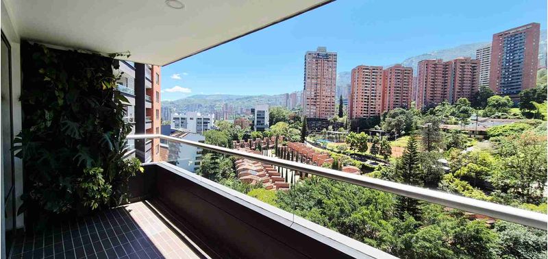 Apartamento en Venta en Medellín, El Poblado-5