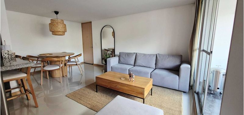 Apartamento en Venta en Envigado, Cumbres-1