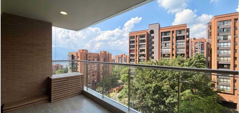 Apartamento en Venta en Medellín, El Poblado-12