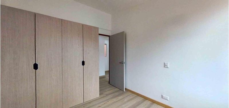 Apartamento en Venta en Madrid, hacienda casa blanca-3