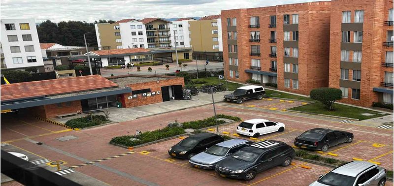 Apartamento en Venta en Madrid, hacienda casa blanca-16