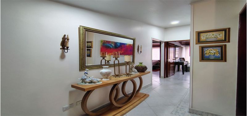 Casa en Venta en Bogotá, D.C., La Esmeralda-Teusaquillo-2