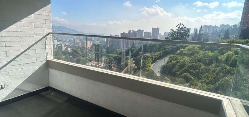 Apartamento en Venta en Sabaneta, Las Lomitas-0