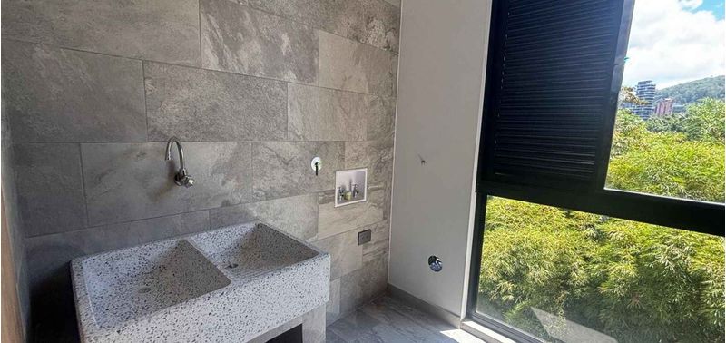 Apartamento en Venta en Medellín, El Poblado-13