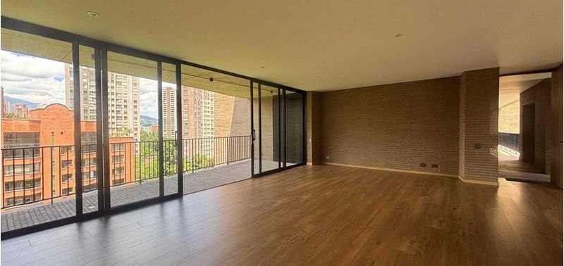 Apartamento en Venta en Medellín, El Poblado-16