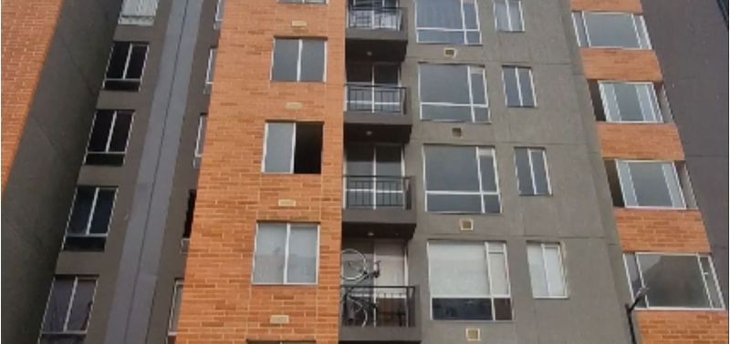 Apartamento en Venta en Bogotá, D.C., Altos de Madrid-1