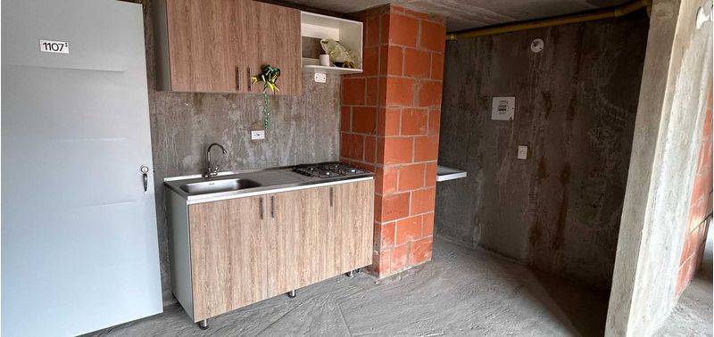 Apartamento en Venta en Bogotá, D.C., Altos de Madrid-6